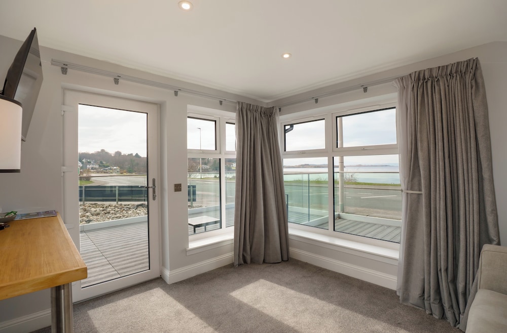 Luxury Quadruple Room photo 2