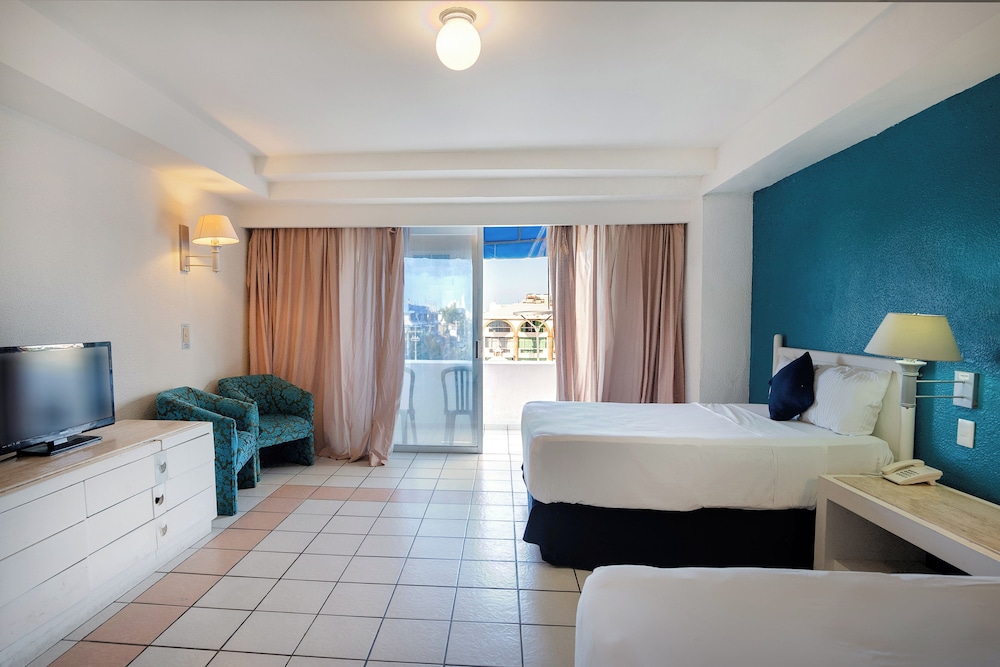 Standard Room, City View - Photo 1