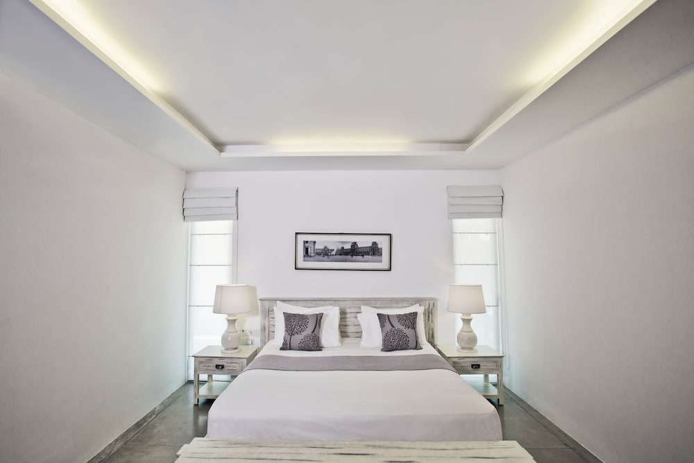 King Room with Balcony photo 1