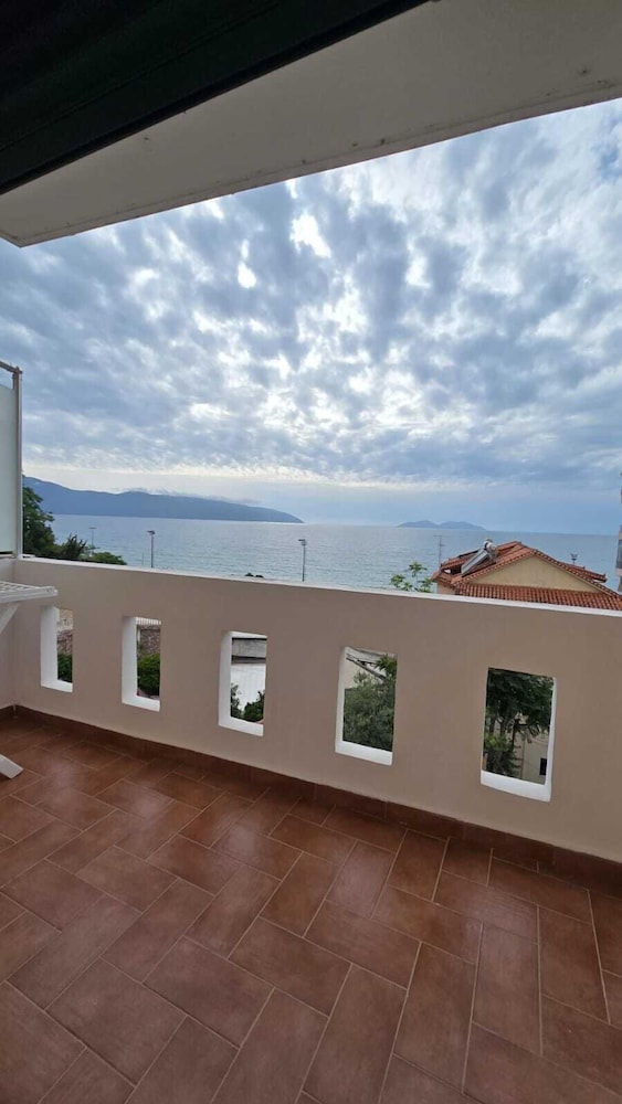 Apartment, 2 Bedrooms, Balcony