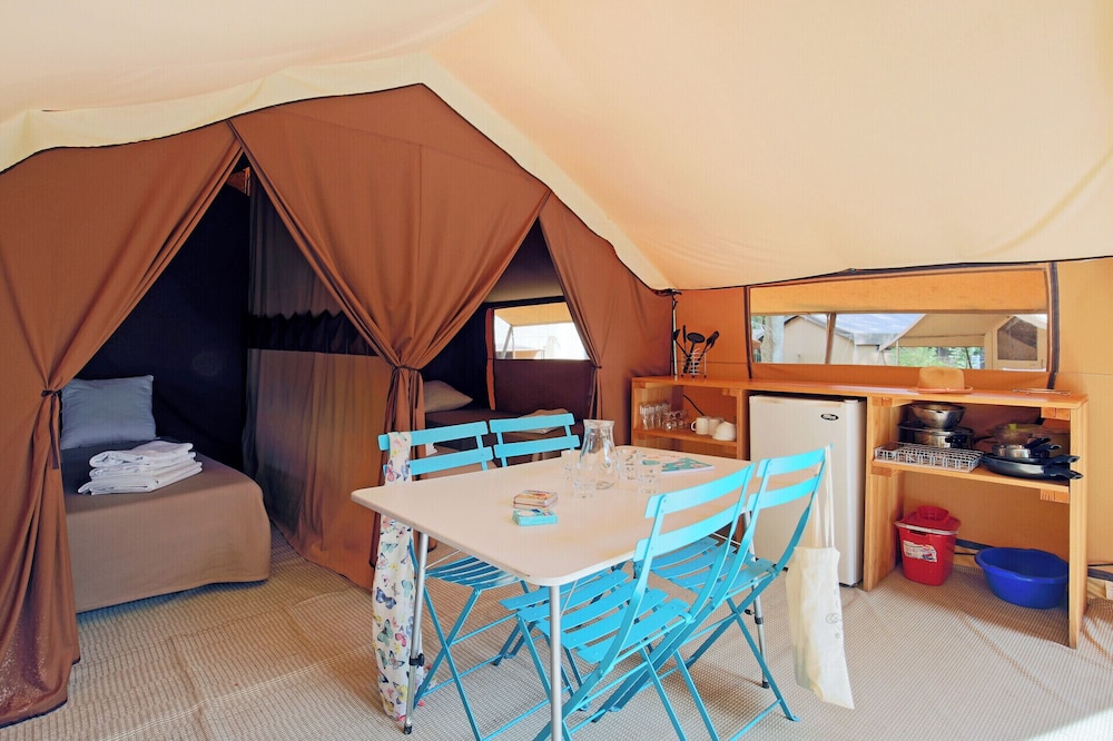 Tent photo 2