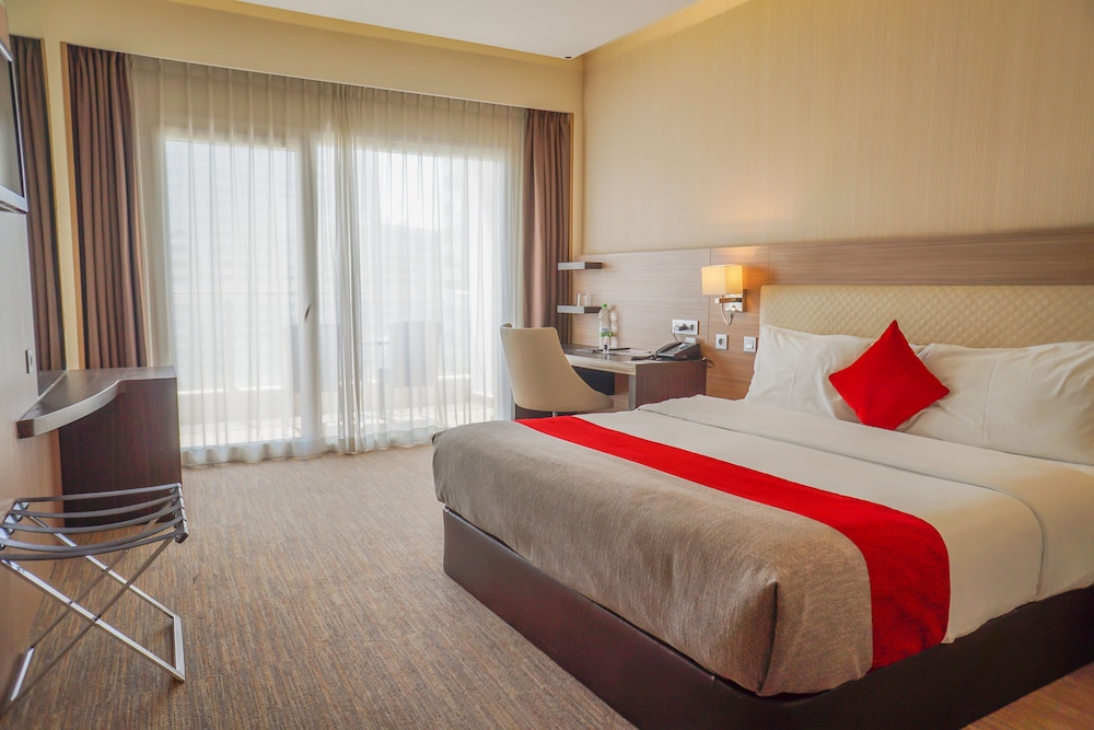 Executive Room, 1 King Bed photo 2