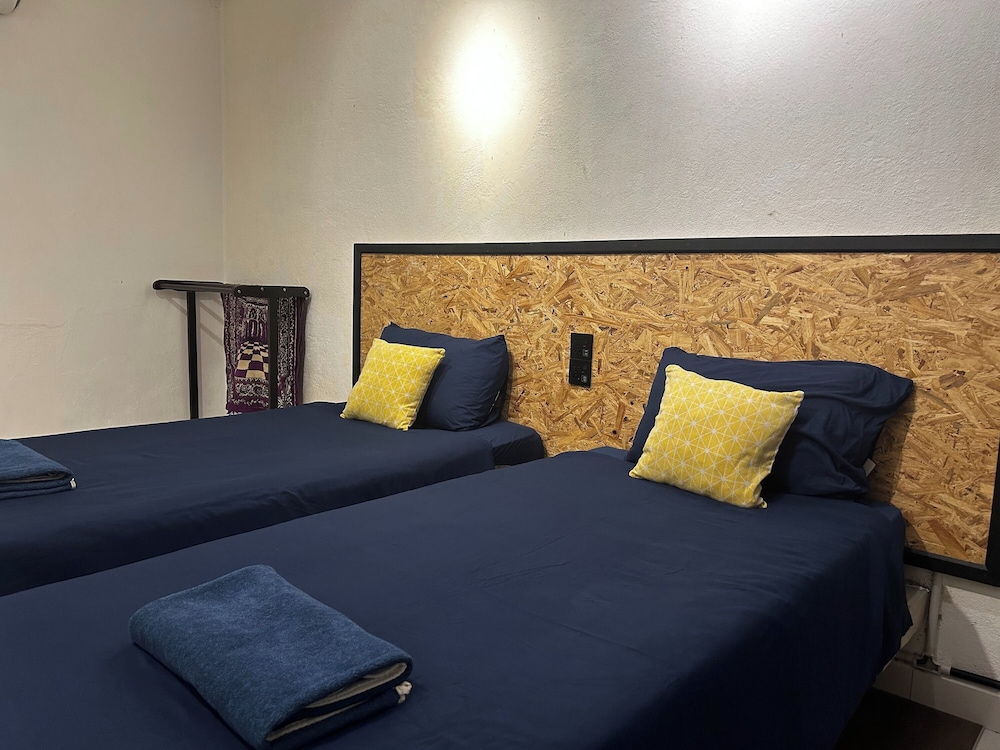 Standard Twin Room photo 2