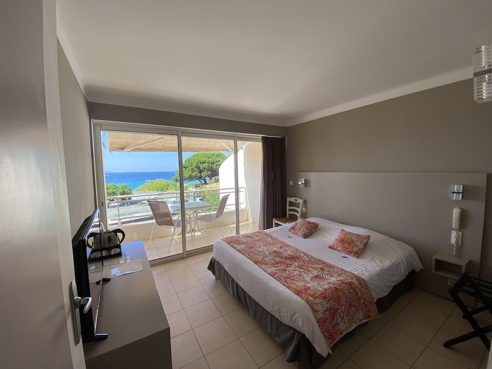 Standard Double Room, Terrace, Sea View