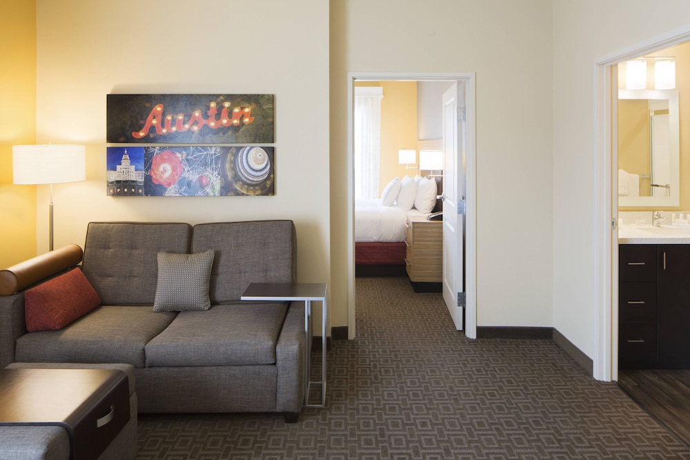 Suite, 1 Bedroom photo 1