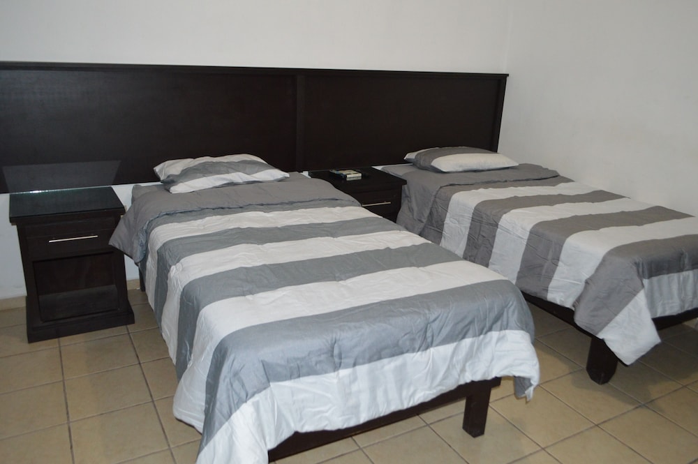 Standard Room photo 3
