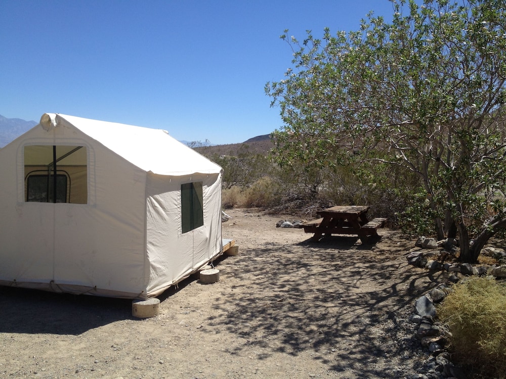 Small Glamping Tent photo 3