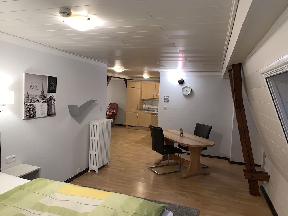 Apartment photo 2
