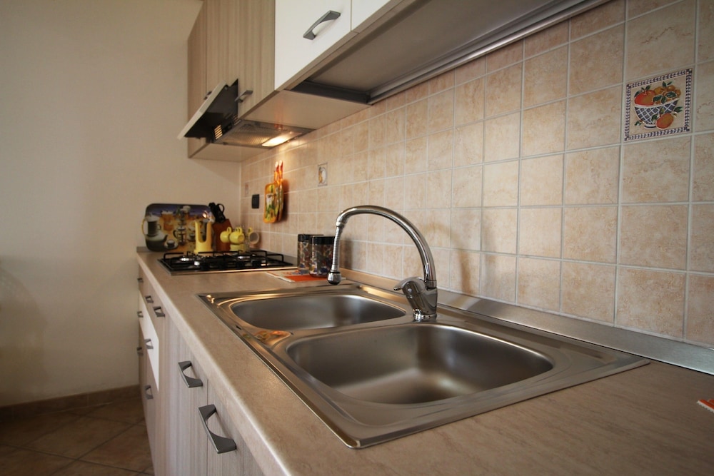 Apartment (2 Bedrooms) photo 2