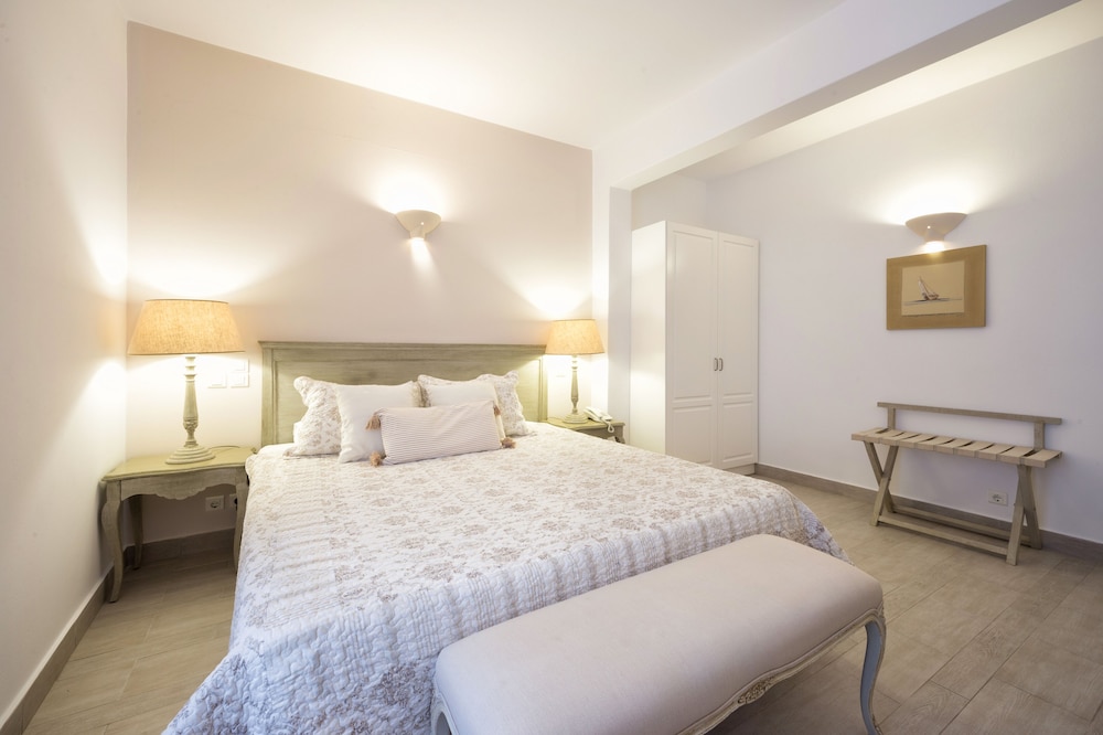 Standard Room, Partial Sea View - Photo 8