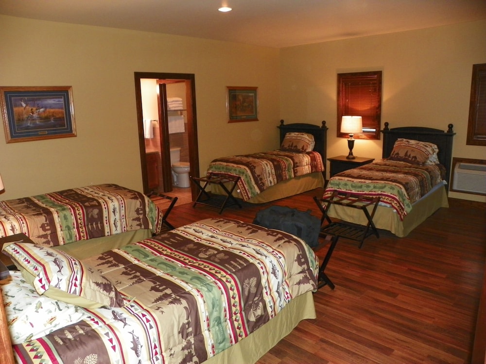 Quadruple Room, Multiple Beds, Private Bathroom photo 1