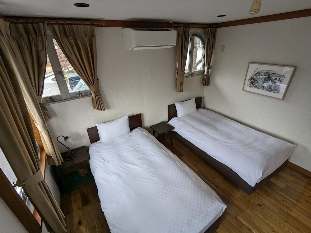 Japanese Western Style Room, Non Smoking, No Pets - Photo 2