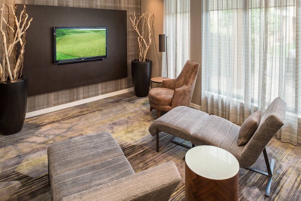 Suite, 1 Bedroom, Balcony photo 2