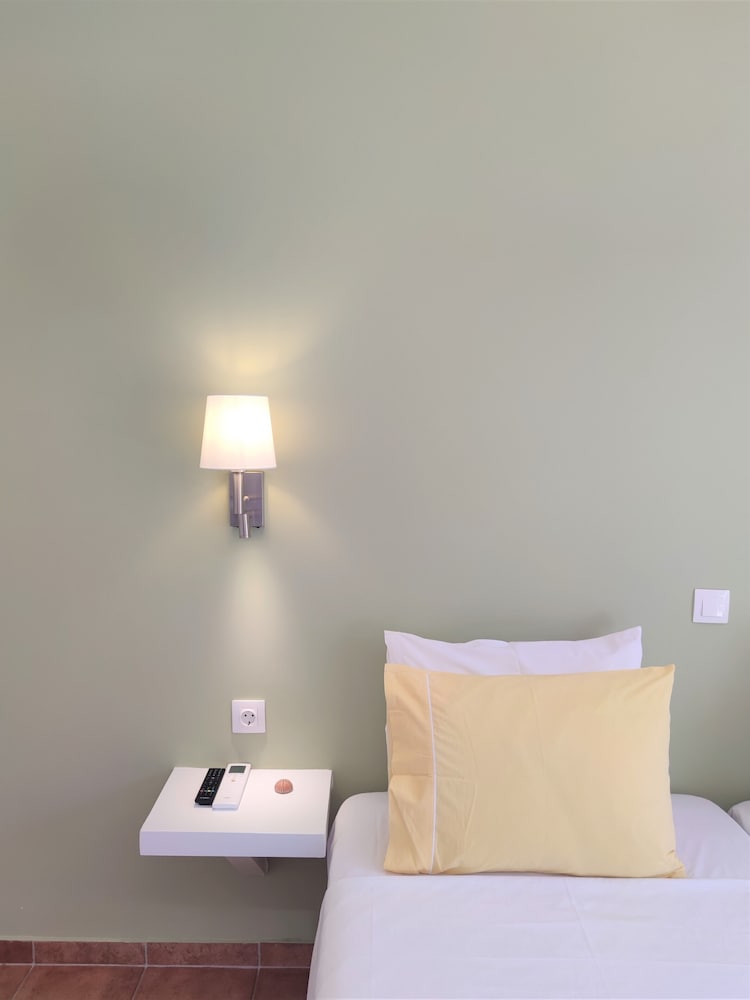 Standard Room photo 3