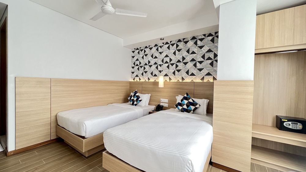 Deluxe Twin Room - Photo 7
