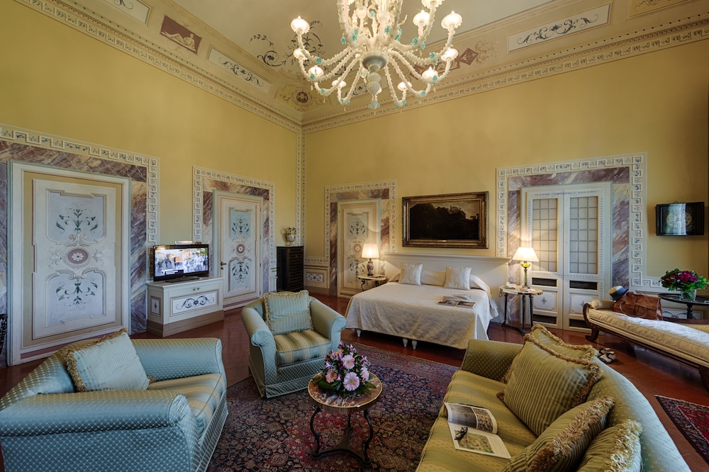 Suite (Villa) thumbnail 5