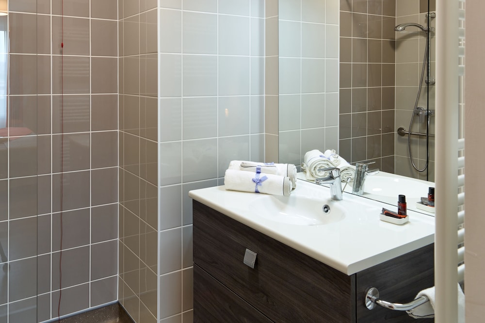 Apartment - Photo 3