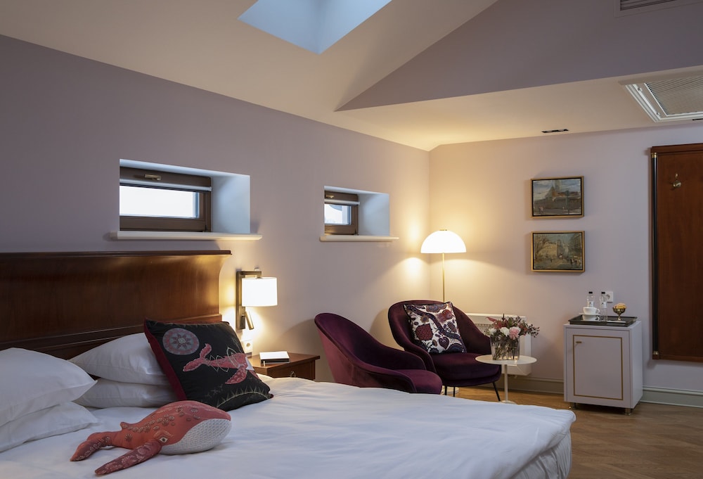 Signature Room photo 3