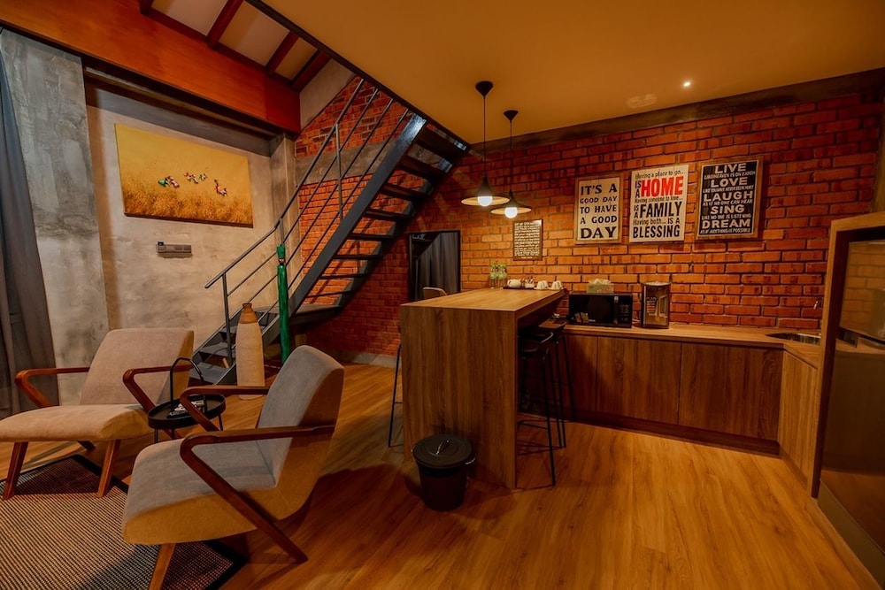 Family Studio Suite - Photo 22