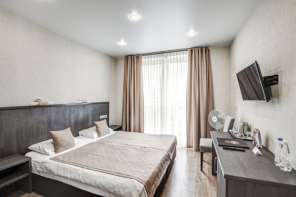 Standard Double or Twin Room, Balcony