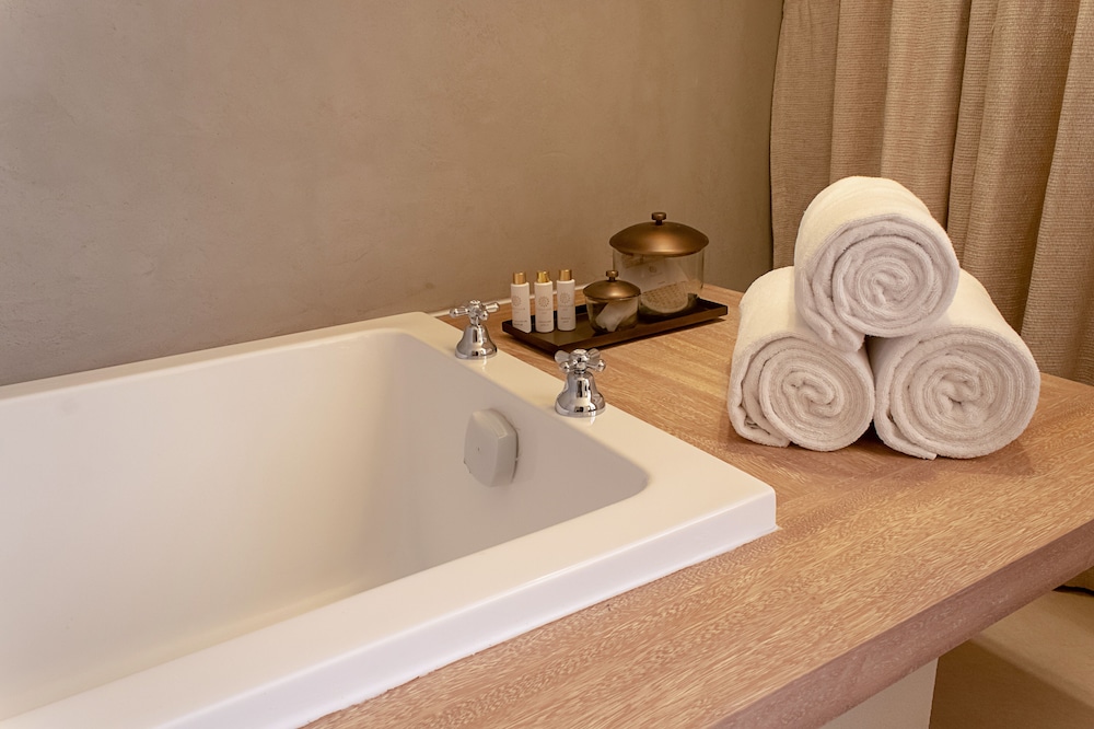 Liwa Hotel Abu Dhabi — photo 47