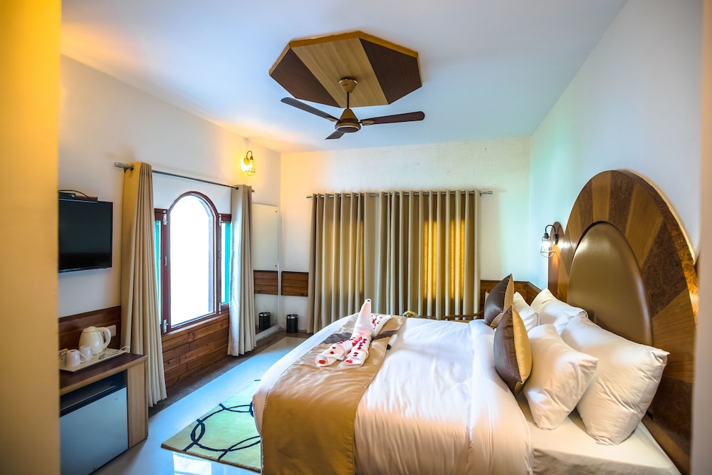 Super Deluxe Room