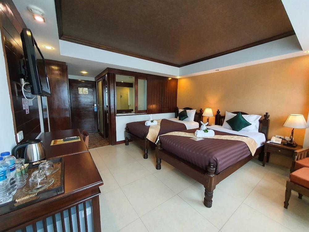 Superior Twin Room