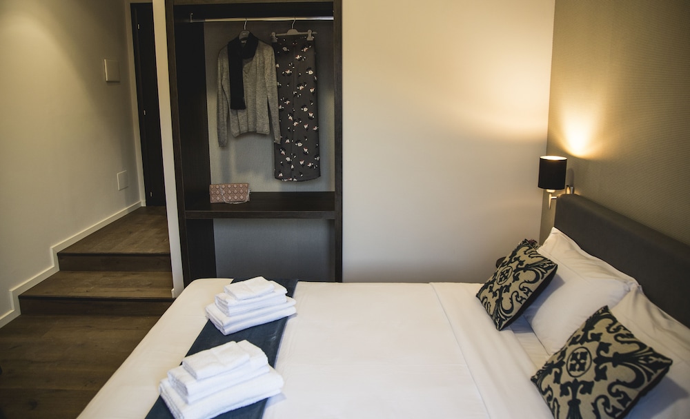 Family Quadruple Room, Connecting Rooms, City View photo 1