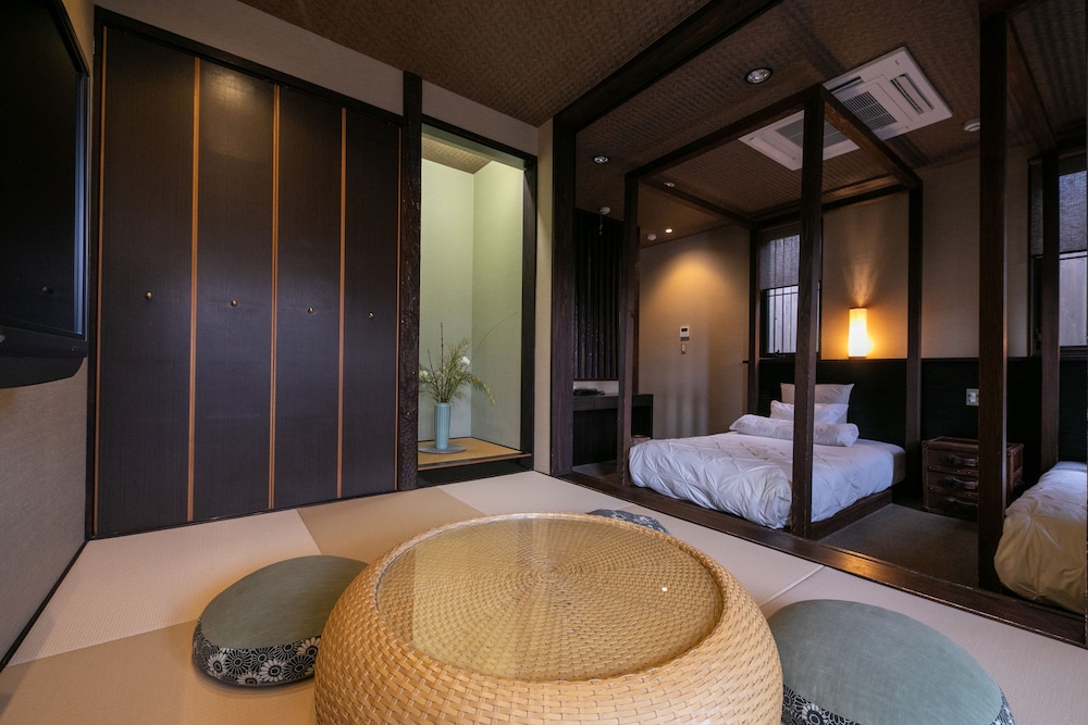 Japanese Western Style Twin Room with Open-air Bath, Annex Building (Hidari), Non Smoking photo 2