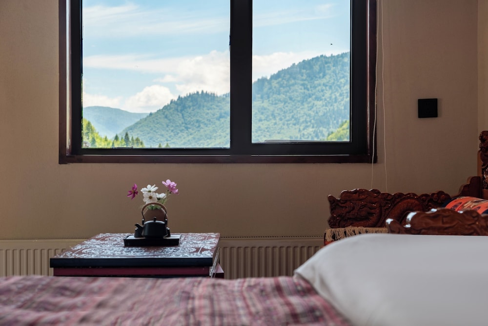 Spring Mountain Courtyard Twin Room photo 1