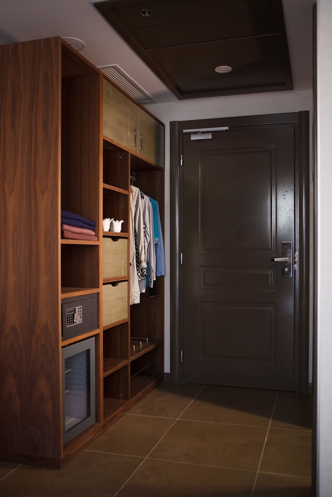 Standard Single Room, City View photo 3