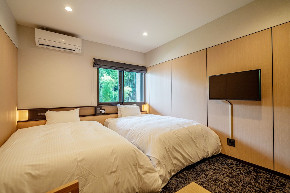 Standard Twin -Mountain Side- Western Room photo 1