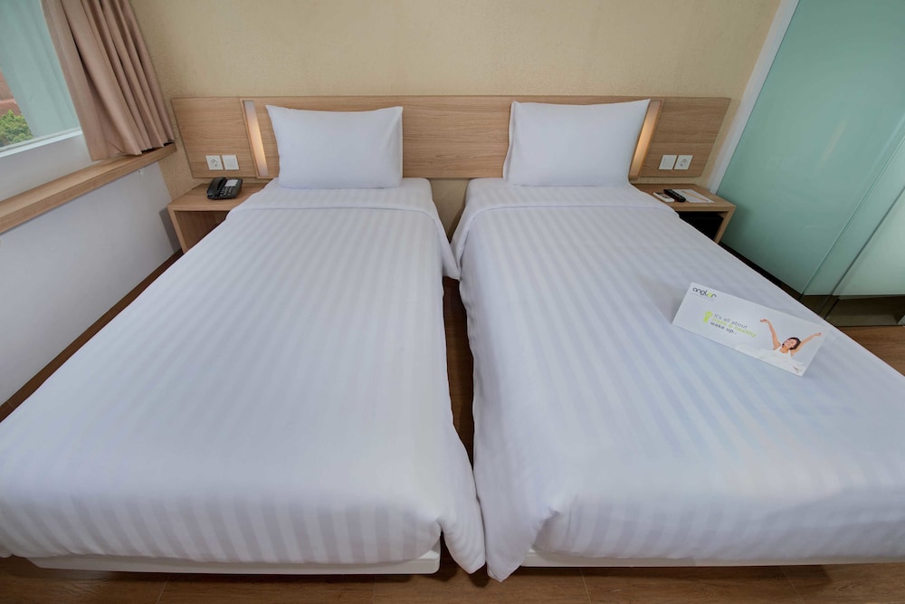Standard Twin Room photo 3