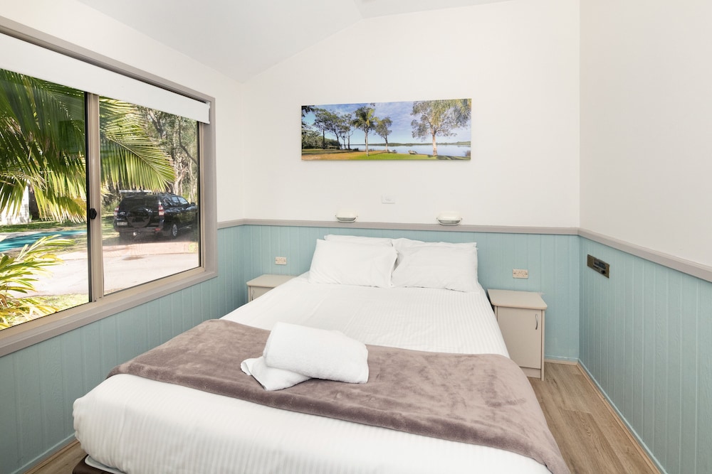 Water View Suite