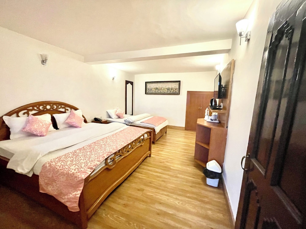 Superior Room, Valley View