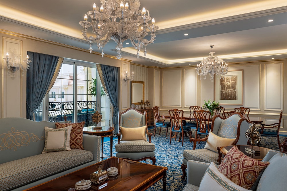 Royal Suite, 2 Bedrooms, Terrace thumbnail 5