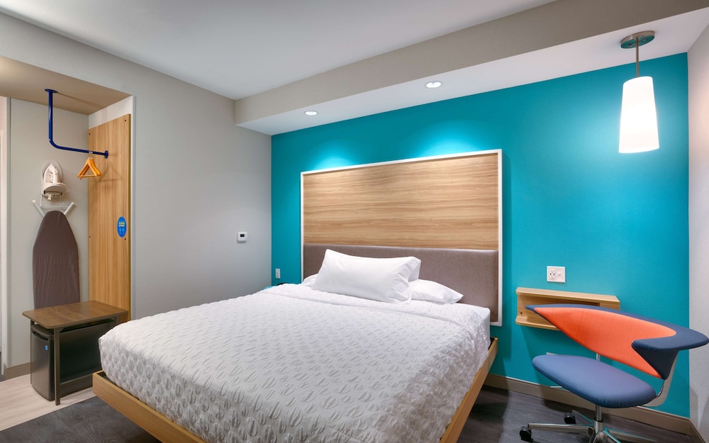 Room, 1 King Bed photo 1