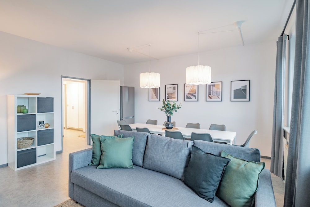 Apartment, 6 Bedrooms (262793)