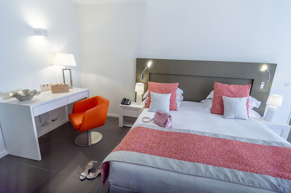 Deluxe Double Room - Photo 1