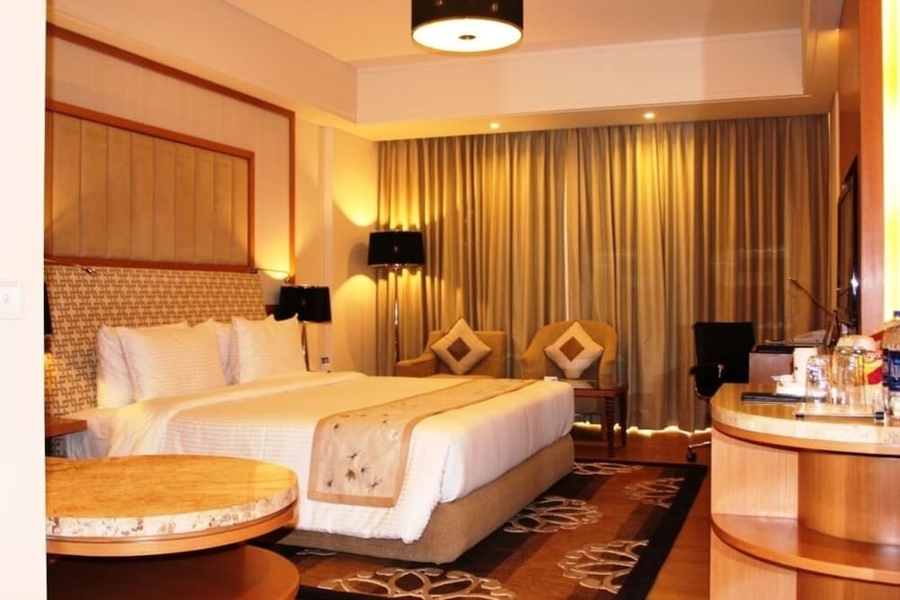 Deluxe Room - Photo 2