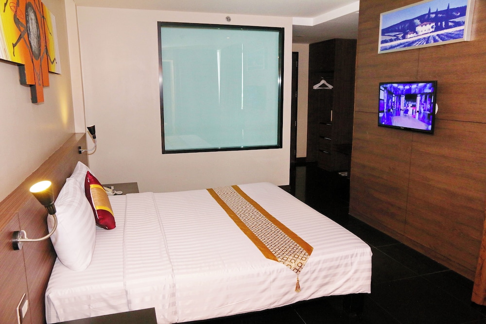 Deluxe Double Room, Balcony, Garden View photo 2