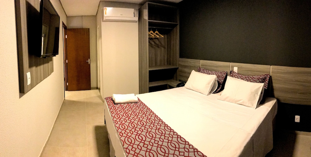 Family Studio, 1 Queen Bed with Sofa bed, Non Smoking (FLAT) photo 2