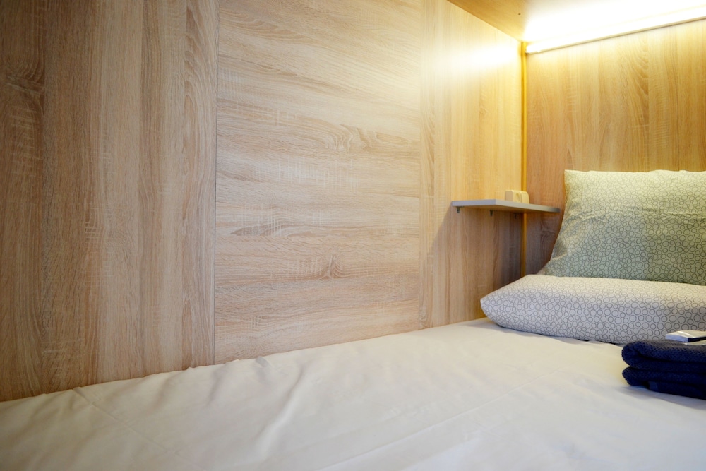 Room (Single Capsule) photo 2