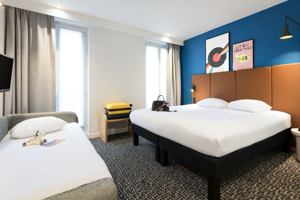 Standard Double Room, Multiple Beds (1 lit double et un sofa convertible) photo 1