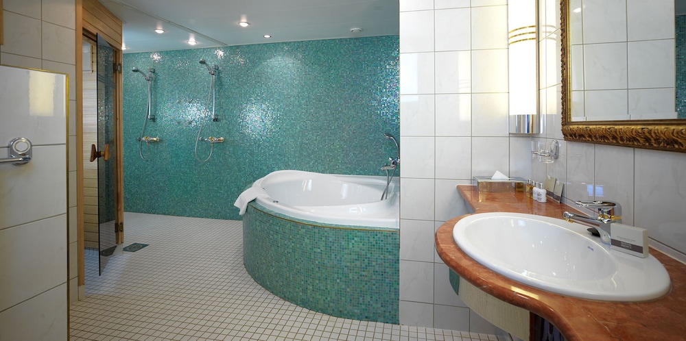 Executive Suite (Dockview) photo 3