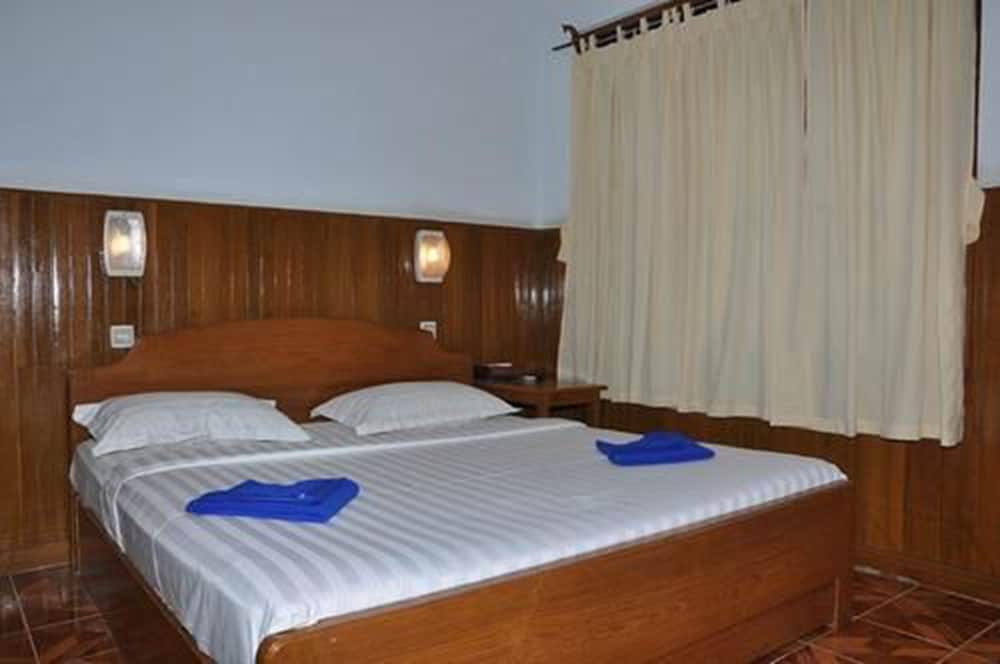 Standard Double or Twin room with Shared Bath Room photo 2
