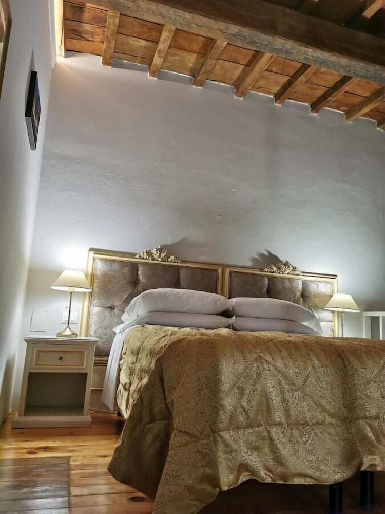Duplex, 1 Bedroom photo 3