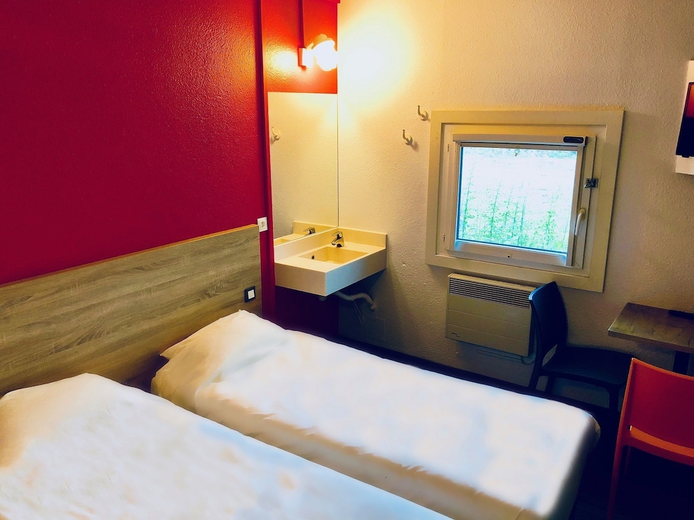 Room, 1 Double Bed (Side Car) photo 2