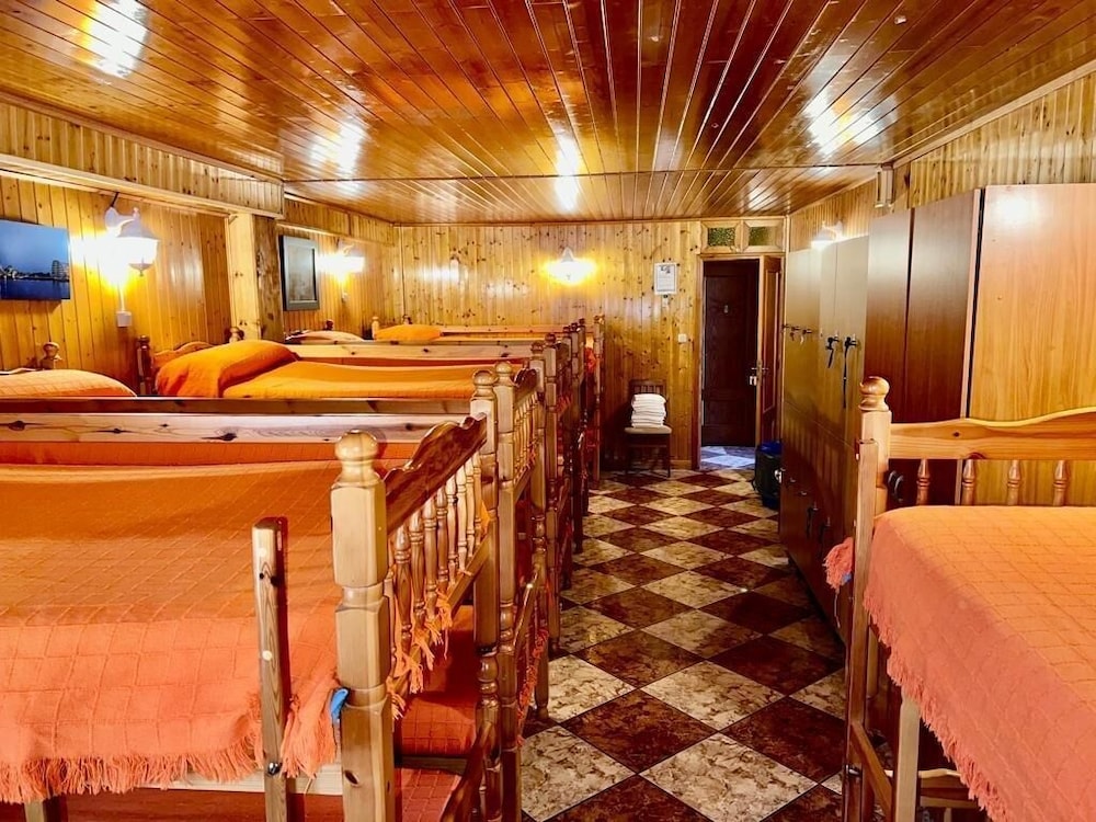 Habitación, Baño Privado (12 personas)