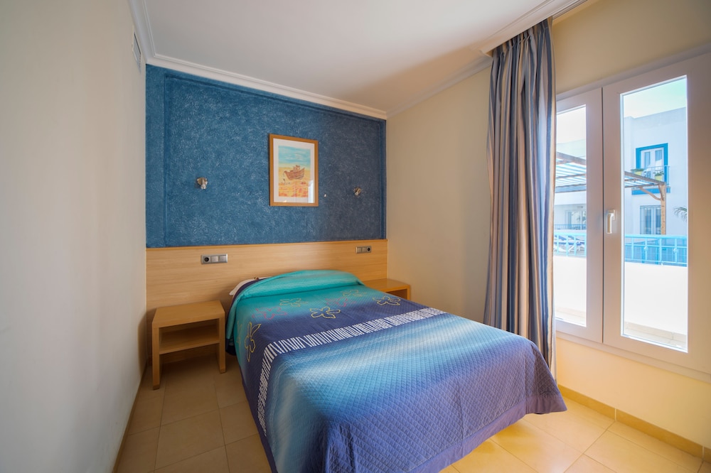 Triple Room (salón)